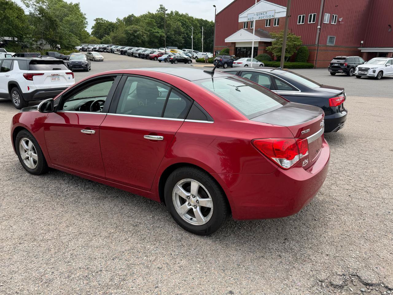 Used 2014 Chevrolet Cruze LT w/ Technology Package FWD image 6