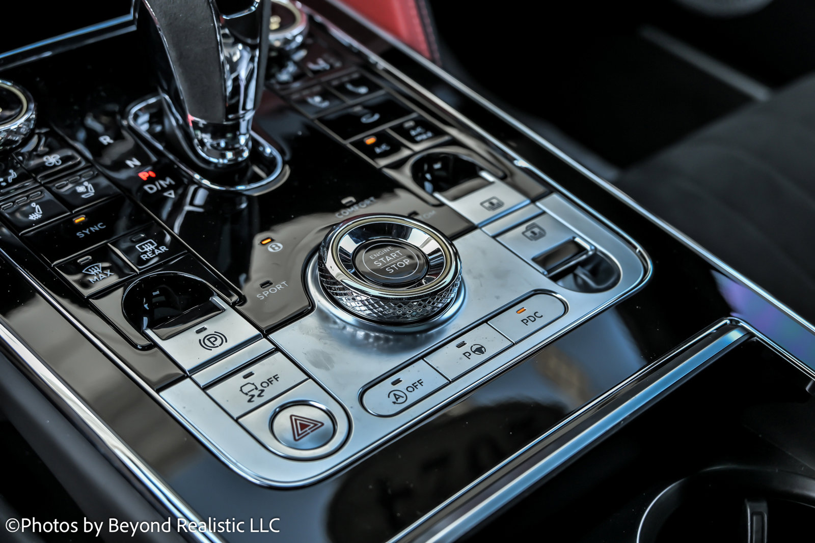 Used 2024 Bentley Flying Spur W12 image 47