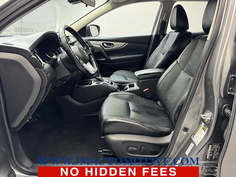 Used 2020 Nissan Rogue Sport SL AWD/4WD image 12