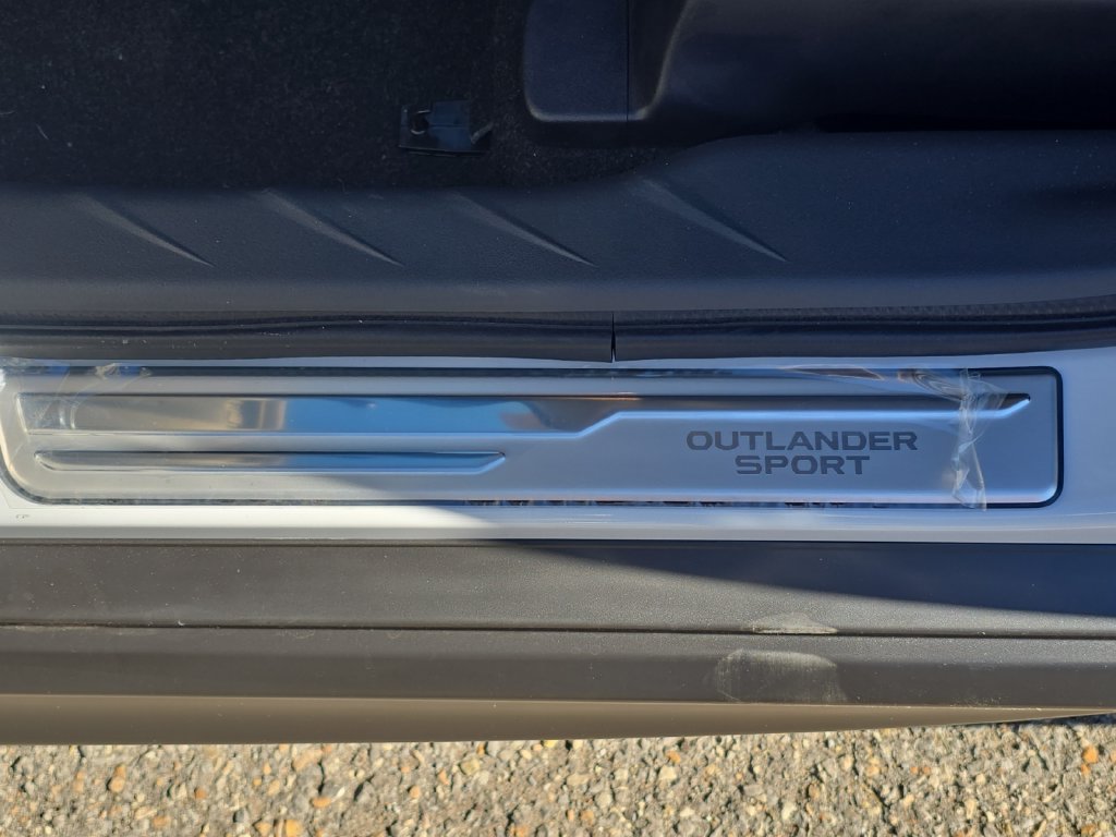 New 2027 Mitsubishi Outlander Sport ES FWD image 36