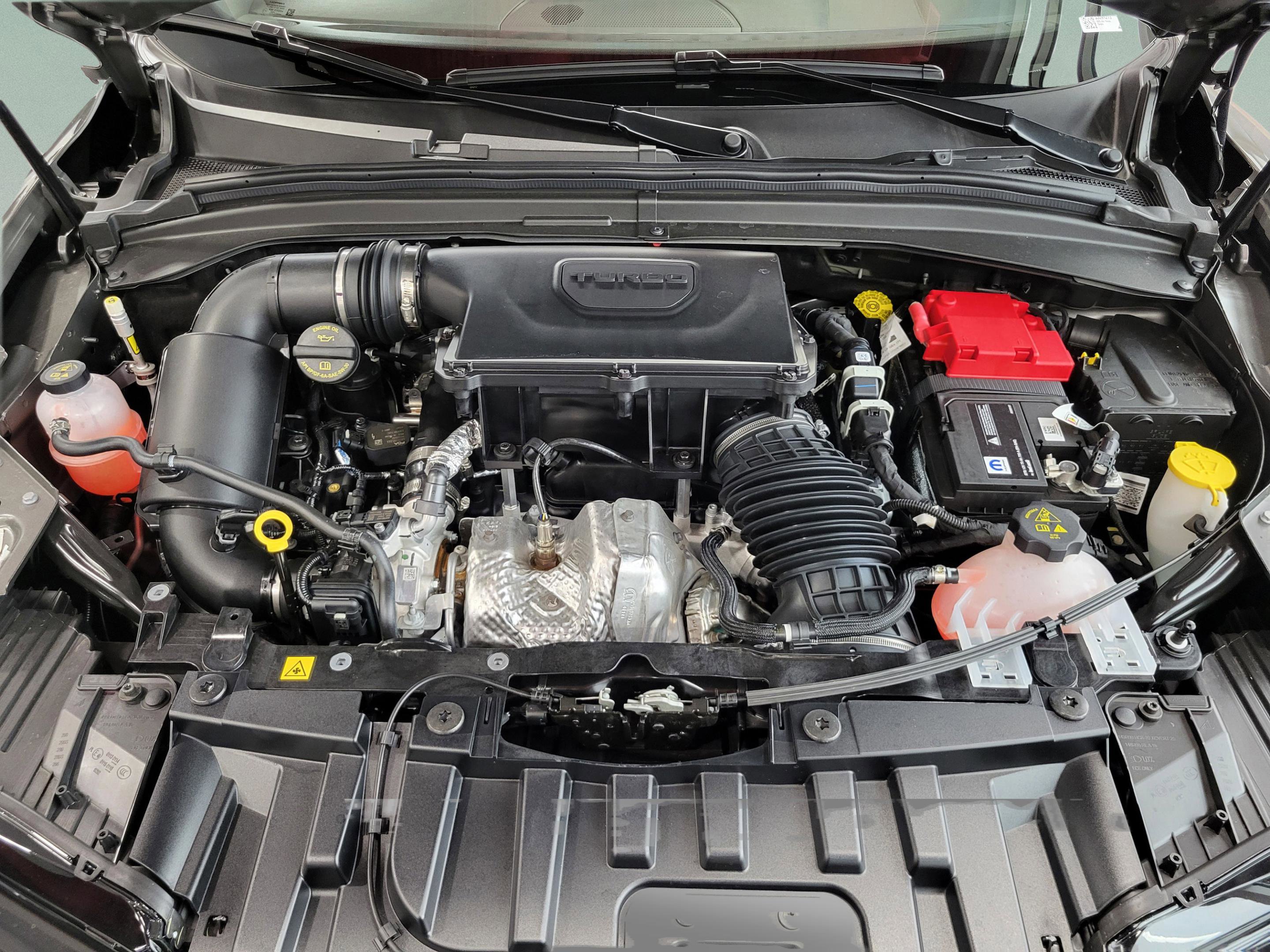 New 2025 Alfa Romeo Tonale w/ Premium Package image 65