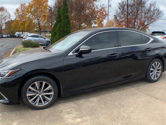 Certified 2021 Lexus ES 350 w/ Premium Package image 4