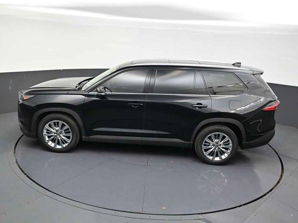 Used 2026 Toyota Grand Highlander AWD image 18