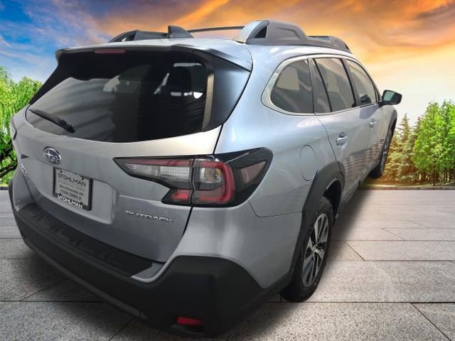 Certified 2025 Subaru Outback Premium image 4