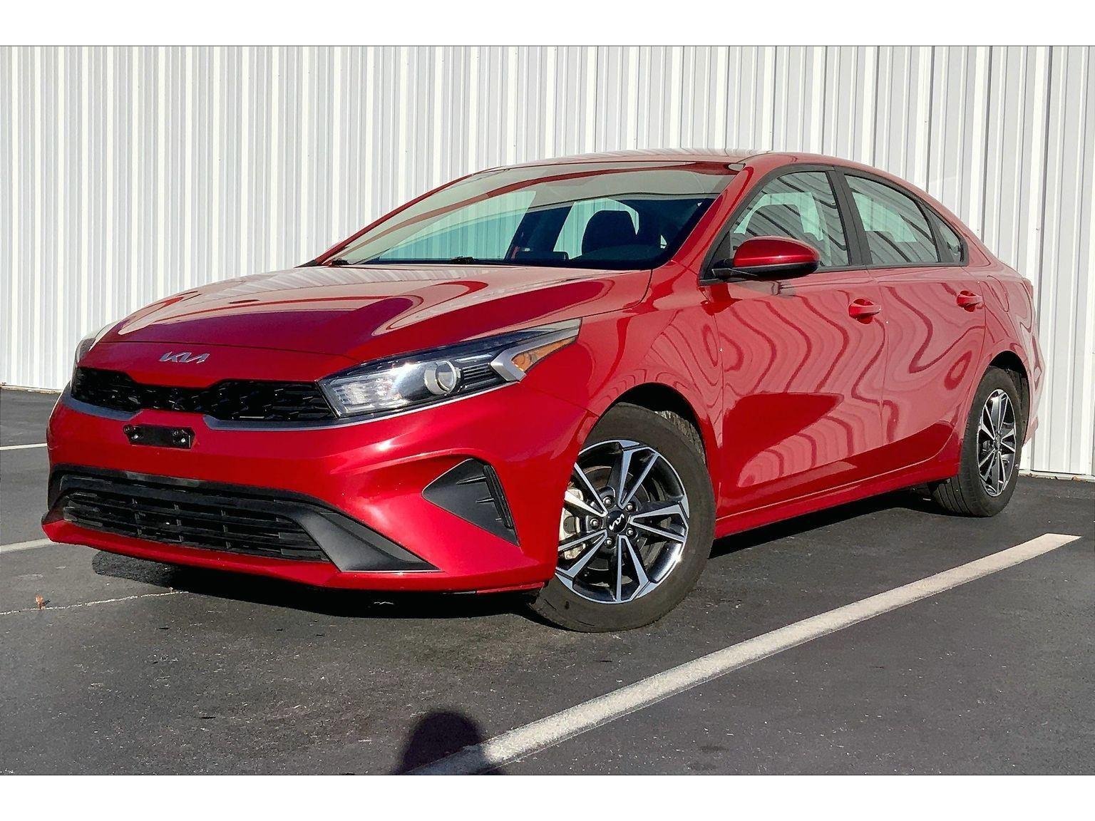 Used 2024 Kia Forte LXS image 1