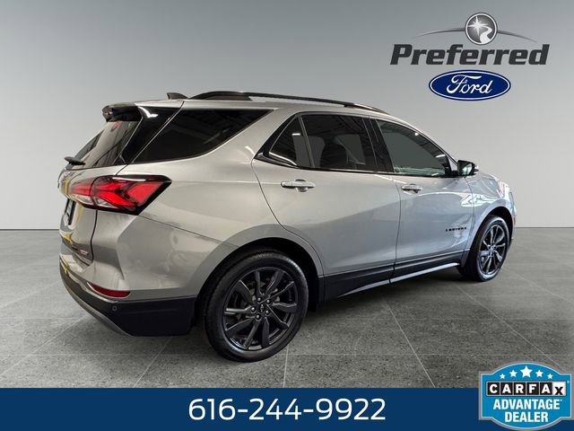 Used 2023 Chevrolet Equinox RS w/ RS Leather Package image 17