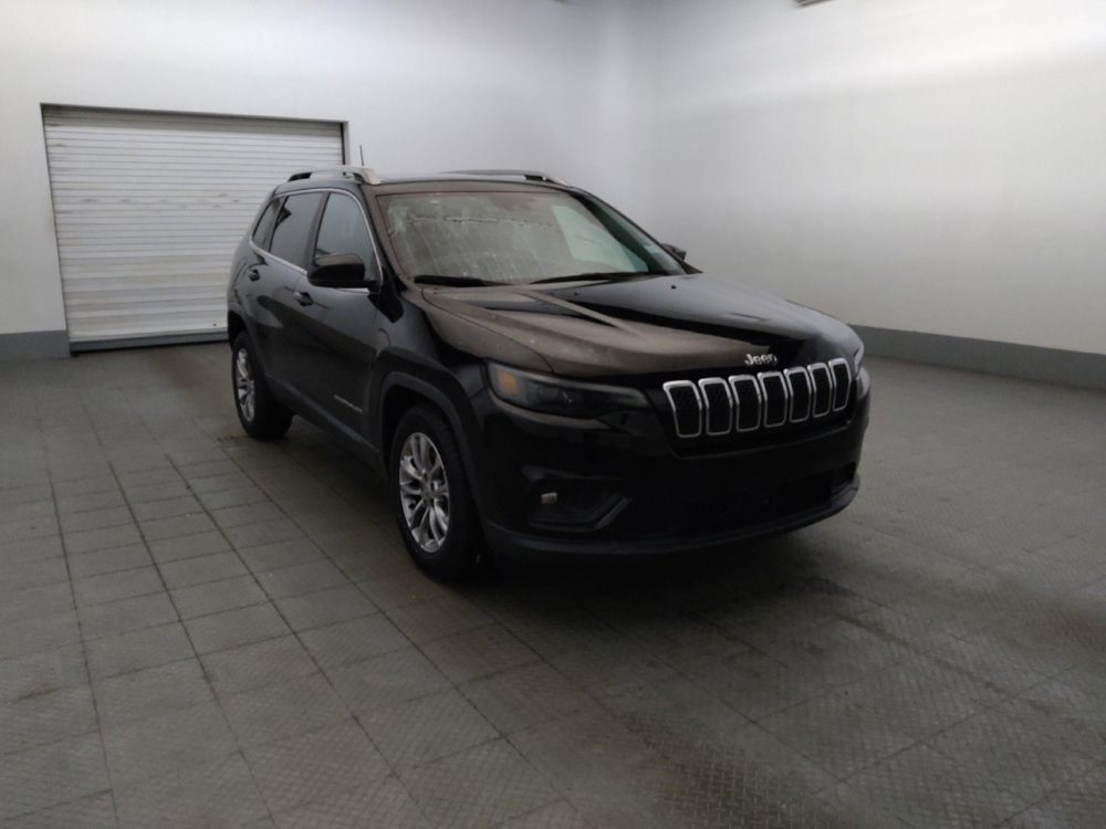 Used 2021 Jeep Cherokee Latitude Plus w/ Sun & Sound Group FWD image 13