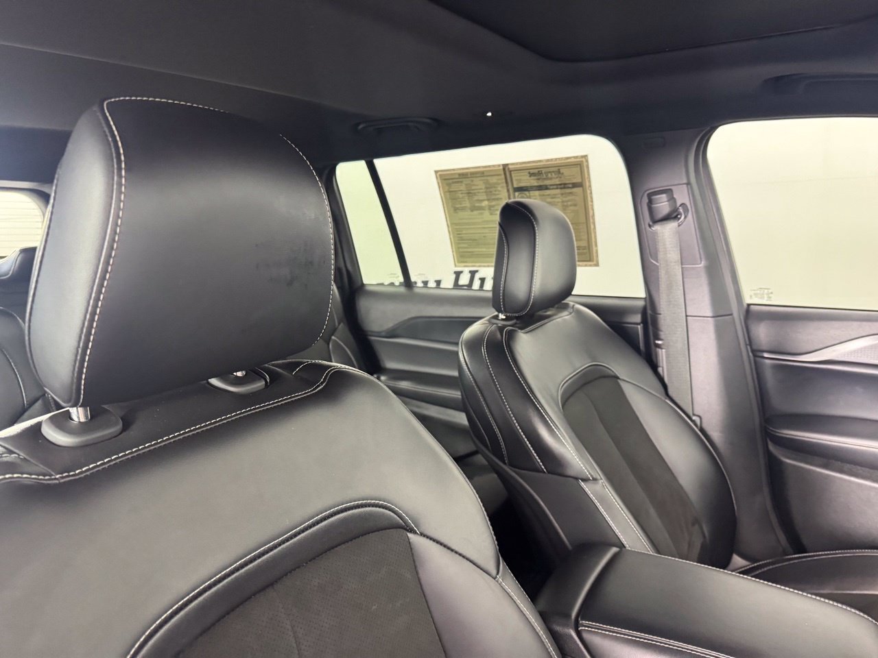 Used 2023 Jeep Grand Cherokee L Laredo AWD/4WD image 37