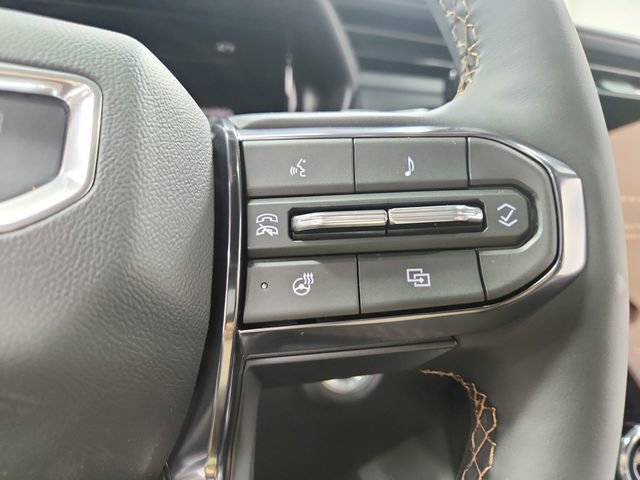 New 2026 GMC Terrain AT4 w/ Technology Package II AWD/4WD image 25
