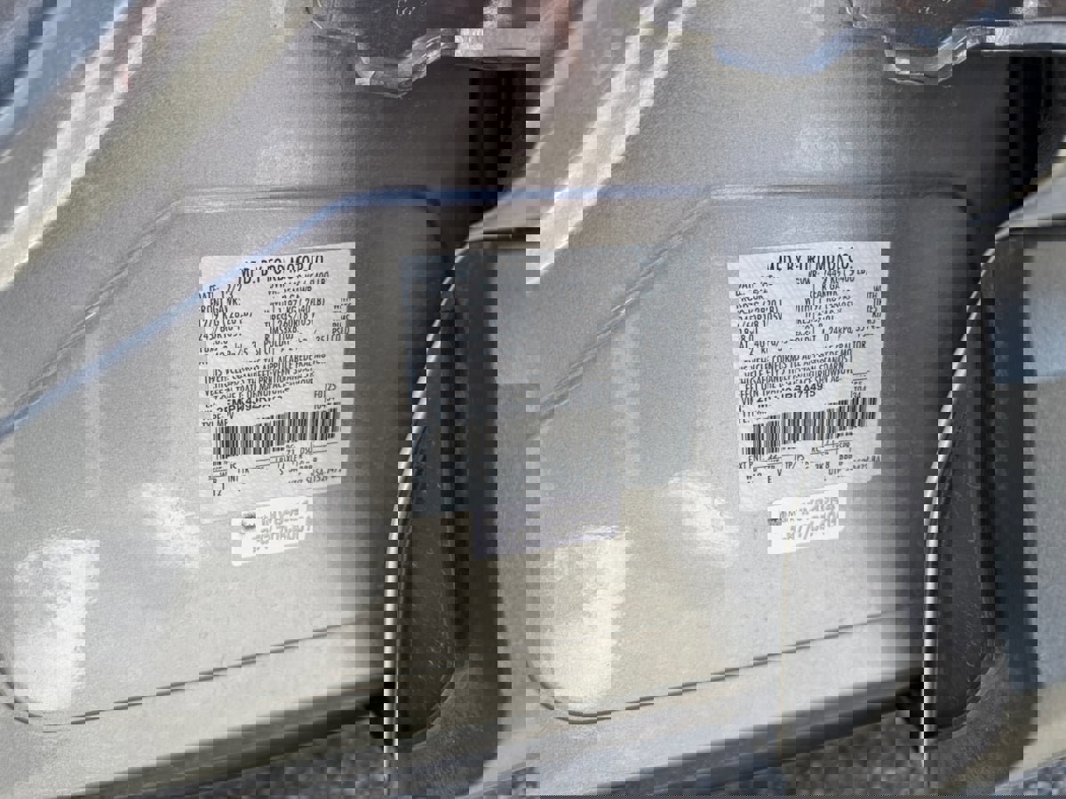 Used 2024 Ford Edge SEL image 9