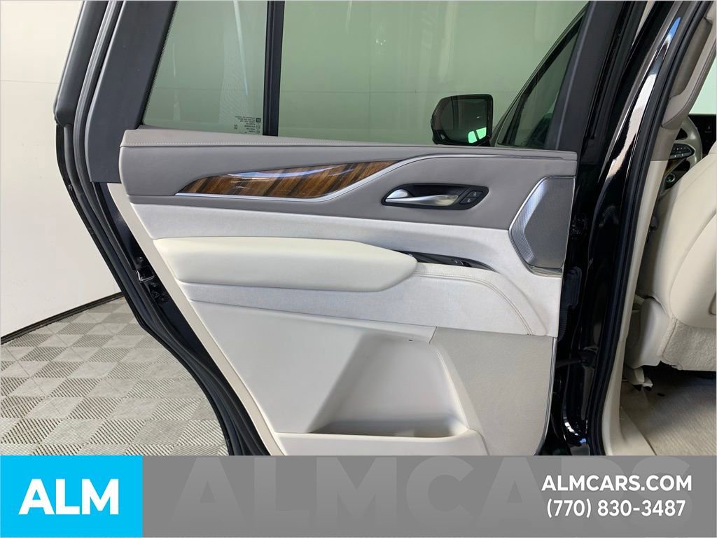 Used 2021 Cadillac Escalade Premium Luxury Platinum image 37