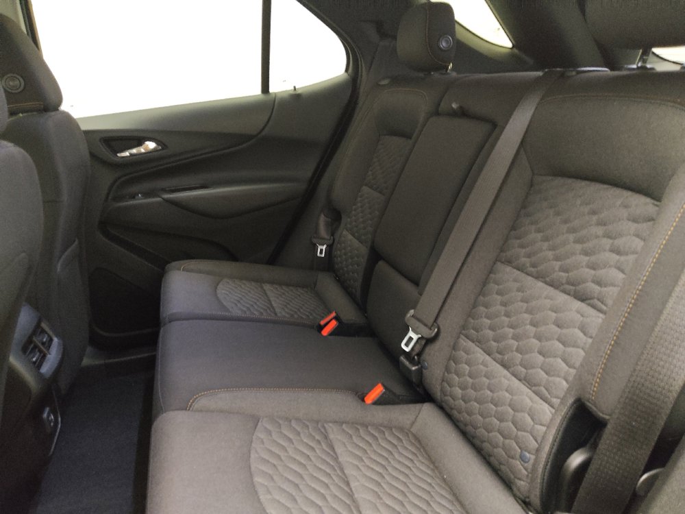 Used 2019 Chevrolet Equinox LT image 18
