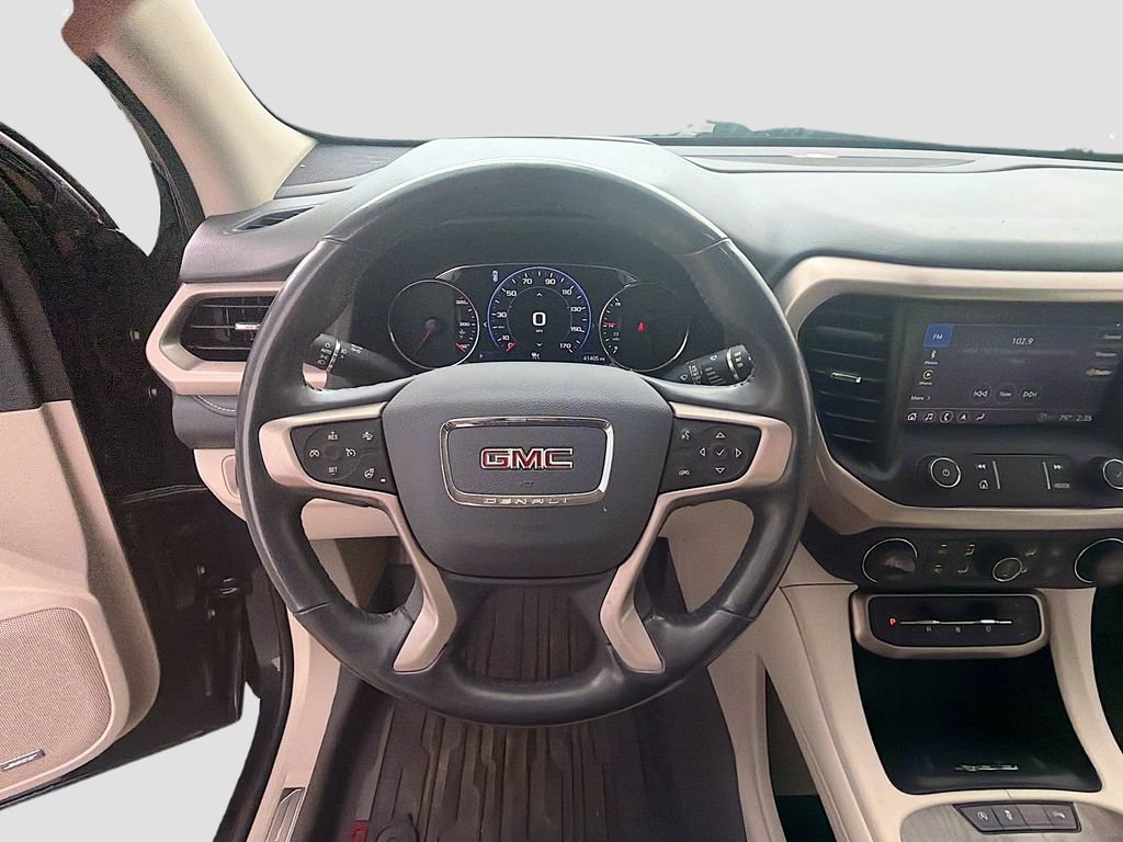 Used 2021 GMC Acadia Denali w/ Denali Technology Package AWD/4WD image 11