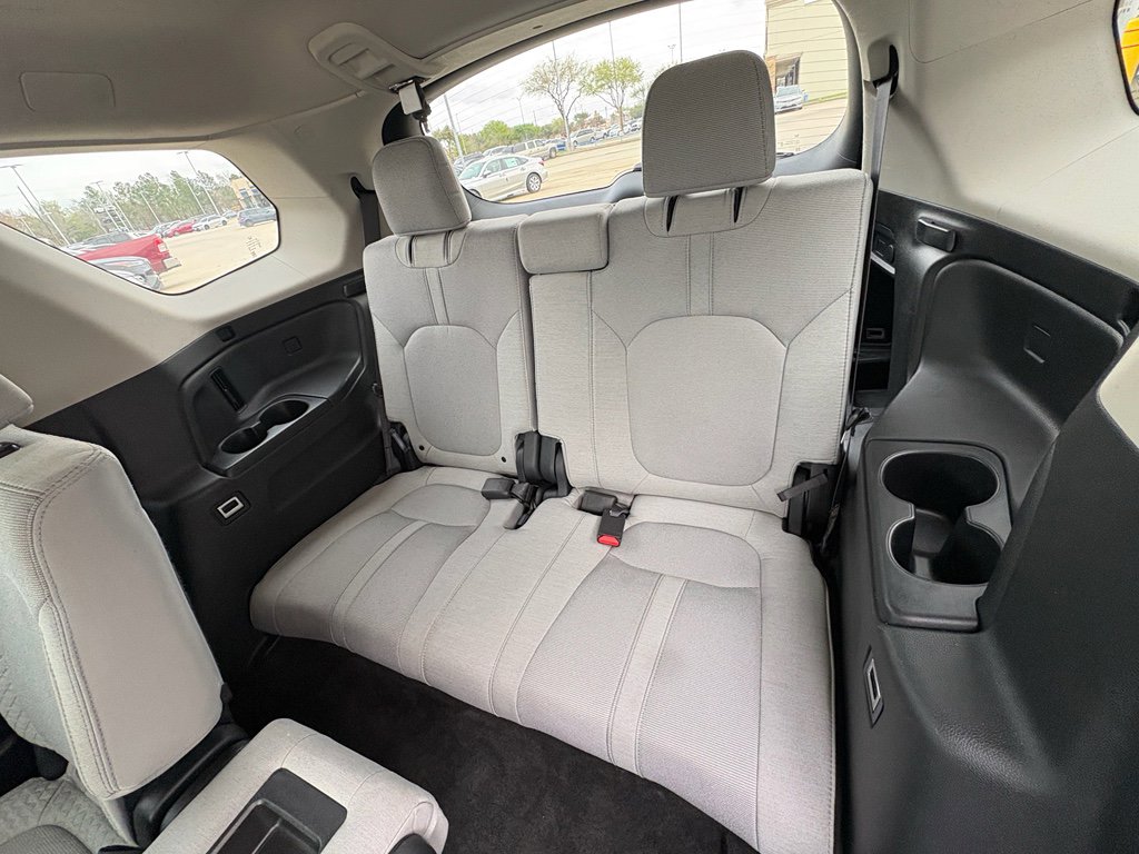 Certified 2023 Honda Pilot LX image 24