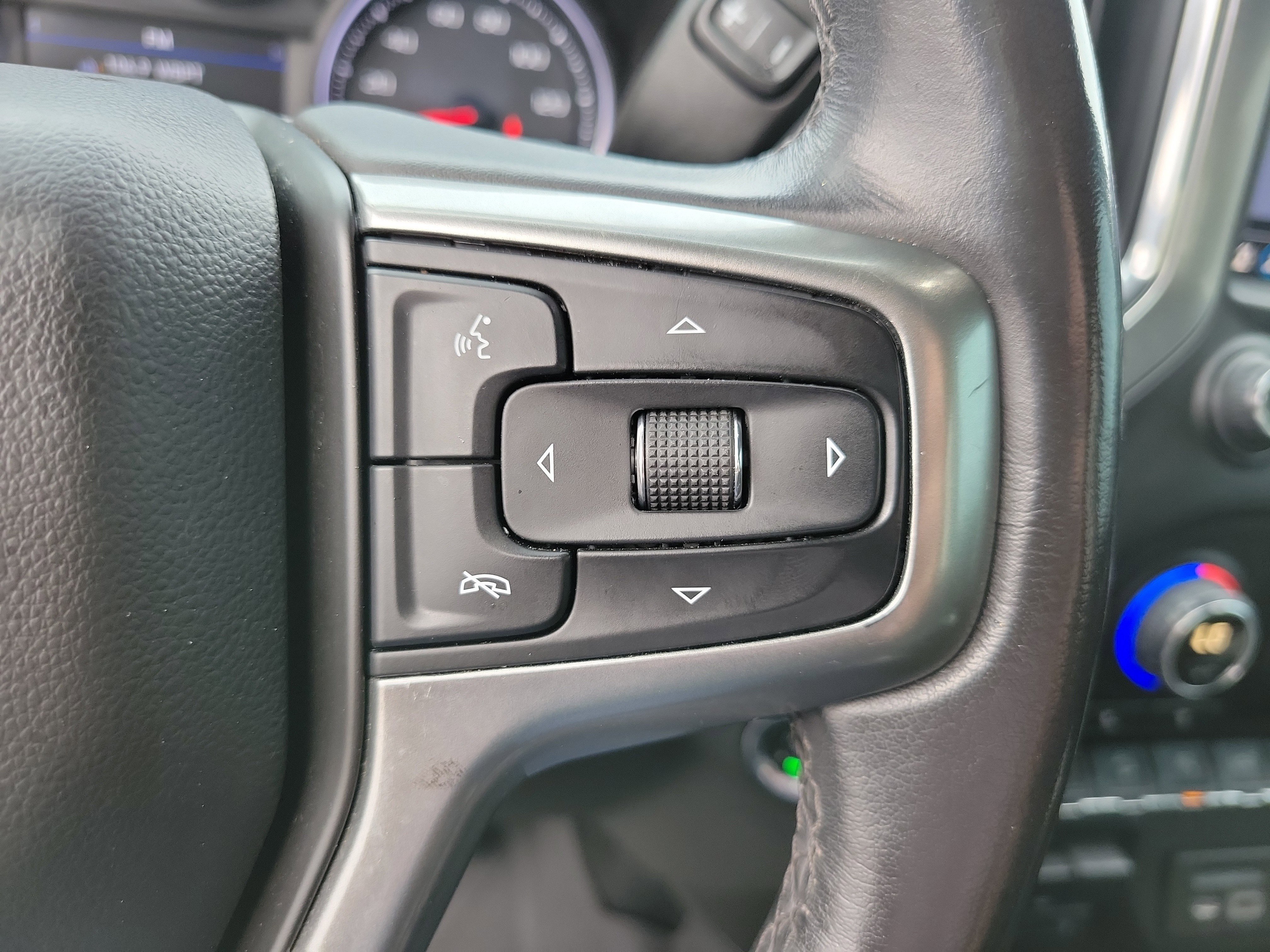 Used 2019 Chevrolet Silverado 1500 LT w/ All-Star Edition image 22