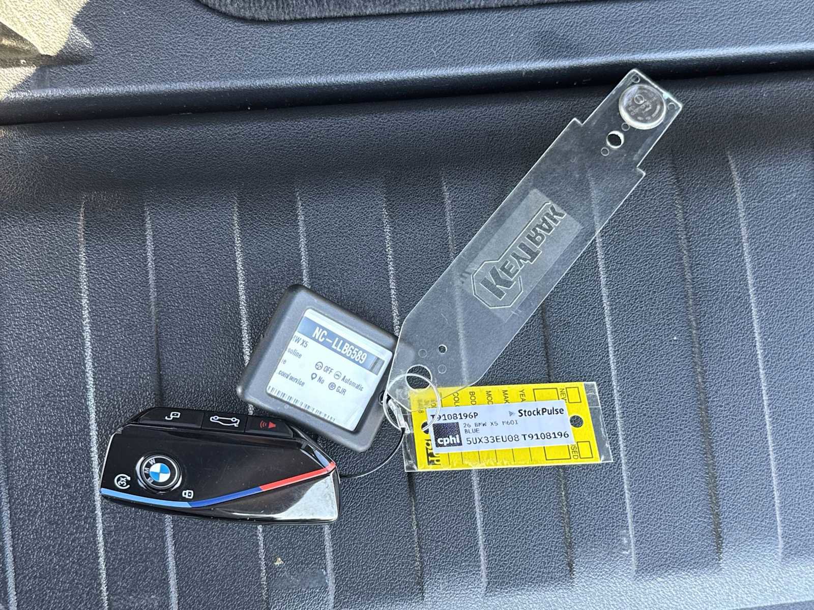 Used 2026 BMW X5 M60i image 27