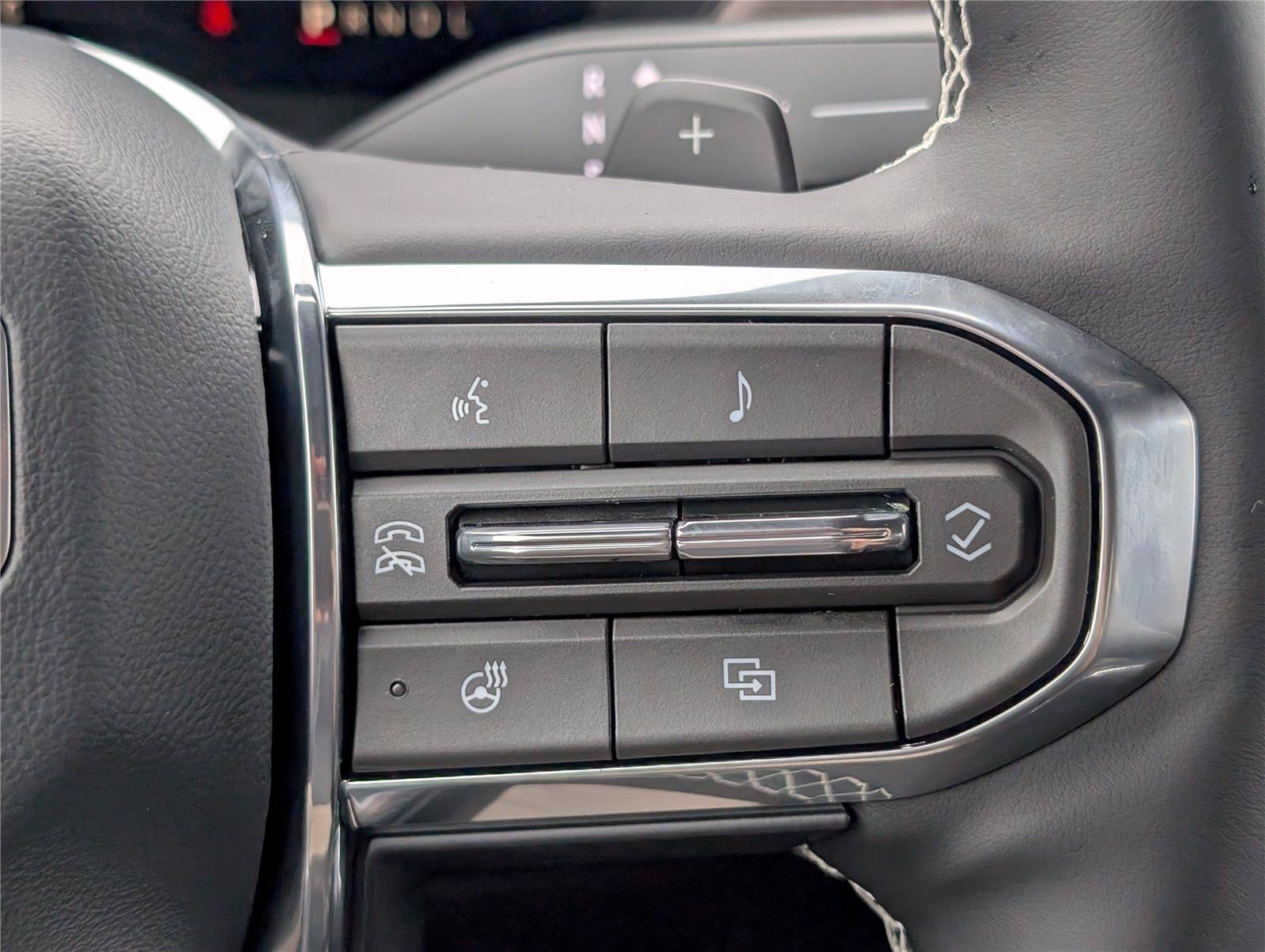 New 2026 GMC Acadia Denali w/ Super Cruise Package FWD image 24