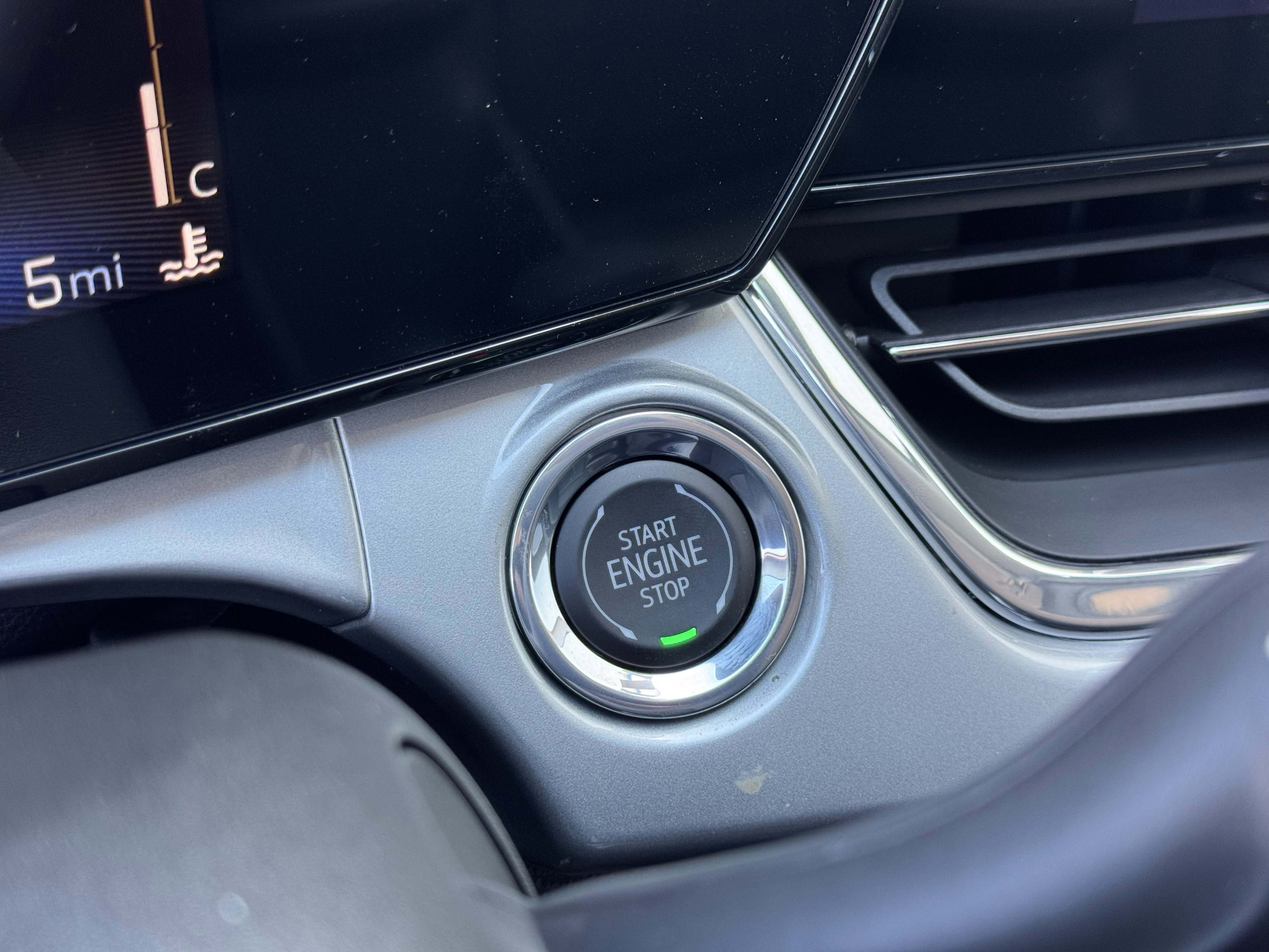 New 2026 Chevrolet Trax LT w/ Driver Confidence Package image 30