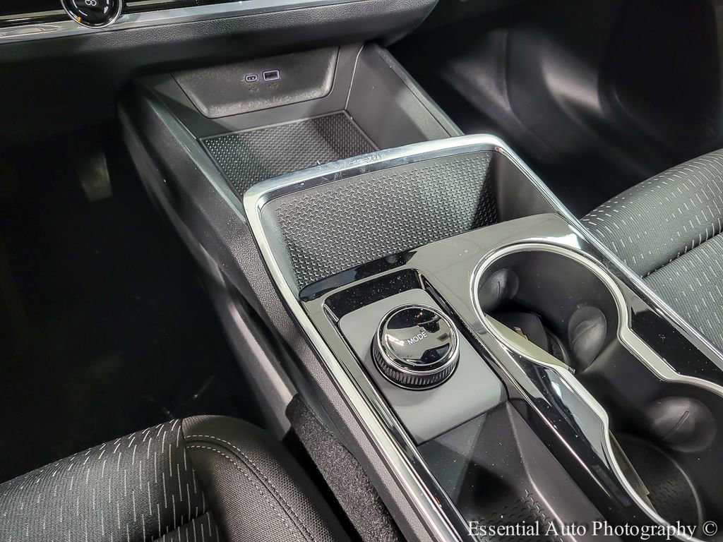 New 2026 Chevrolet Equinox LT w/ Safety and Technology Package image 6