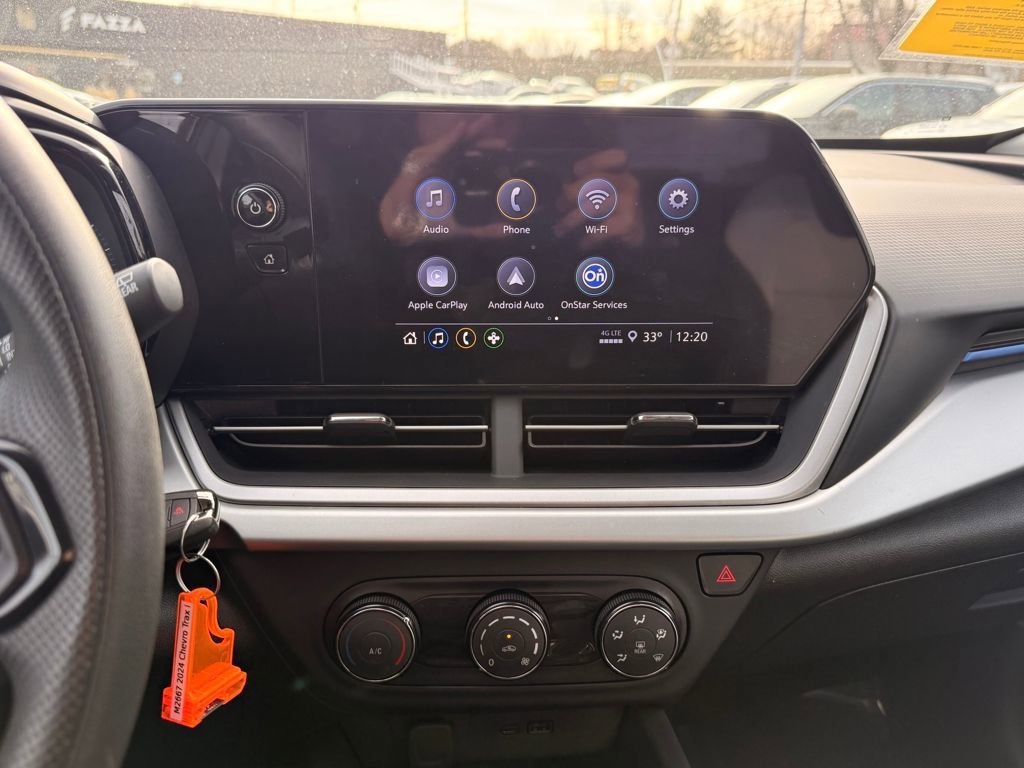 Used 2024 Chevrolet Trax LS image 33