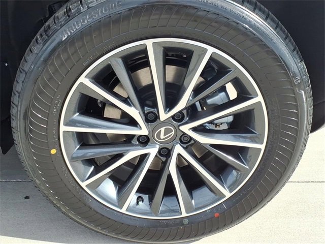 New 2026 Lexus NX 350h AWD w/ Premium Package image 5