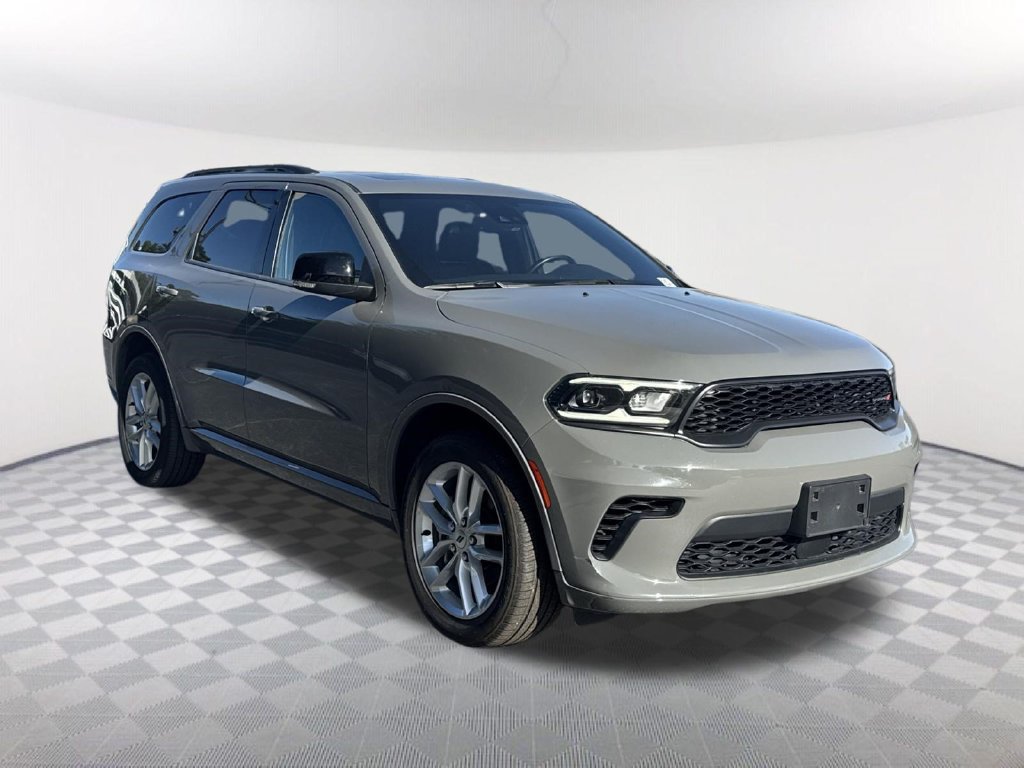 Used 2024 Dodge Durango GT AWD/4WD image 3