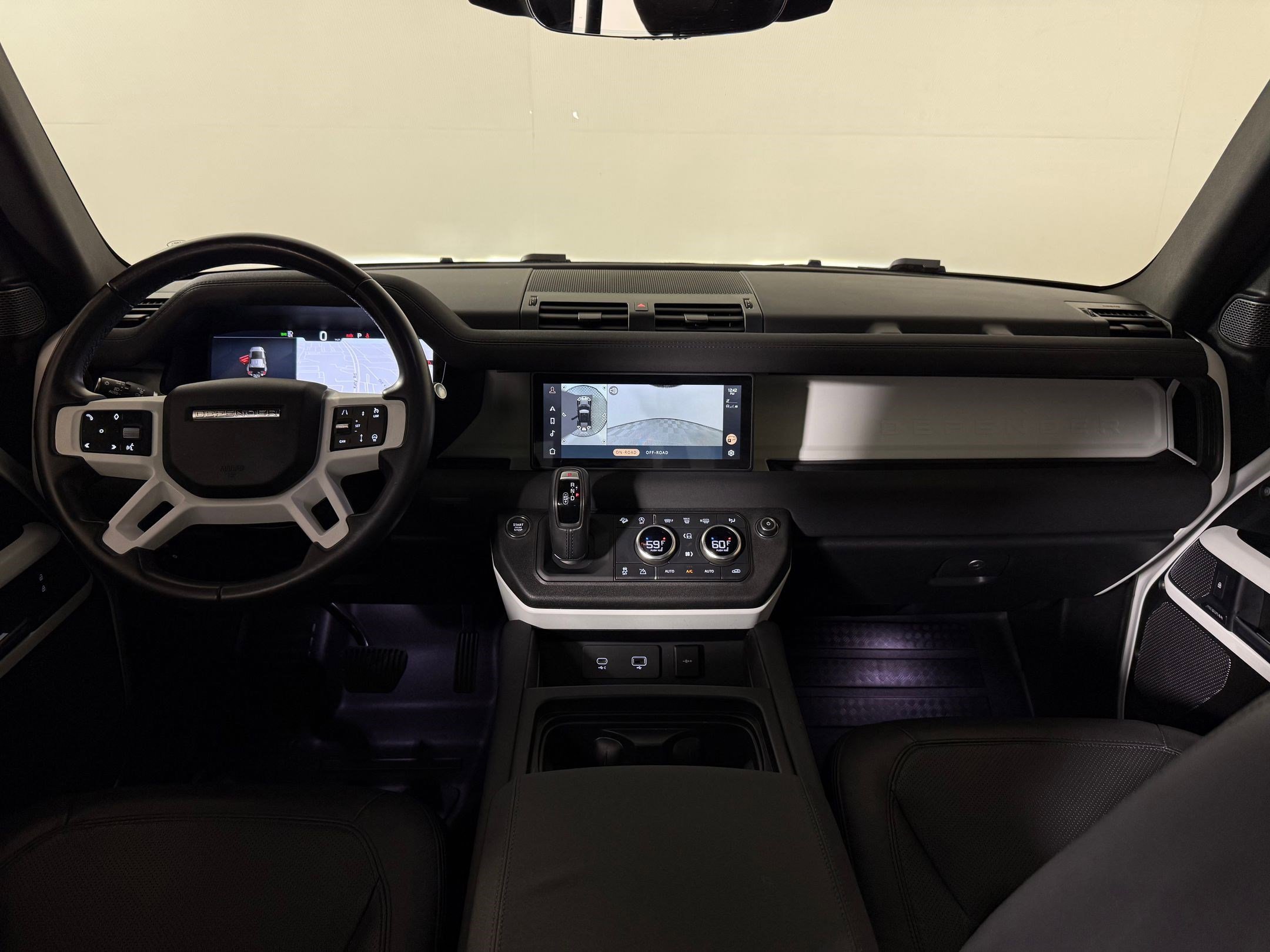 Used 2023 Land Rover Defender 110 S AWD/4WD image 15