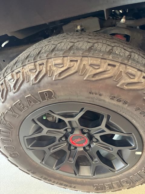 Used 2024 Toyota Tacoma TRD Pro AWD/4WD image 18
