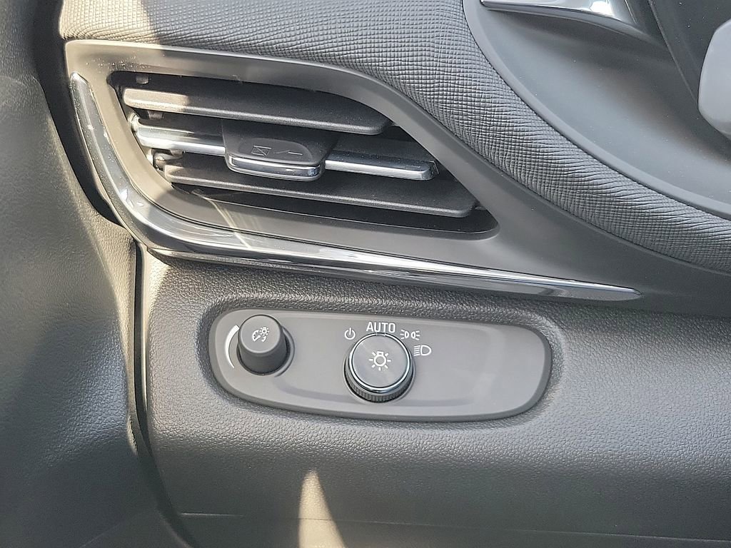 New 2026 Buick Envista Sport Touring w/ Convenience I Package FWD image 14