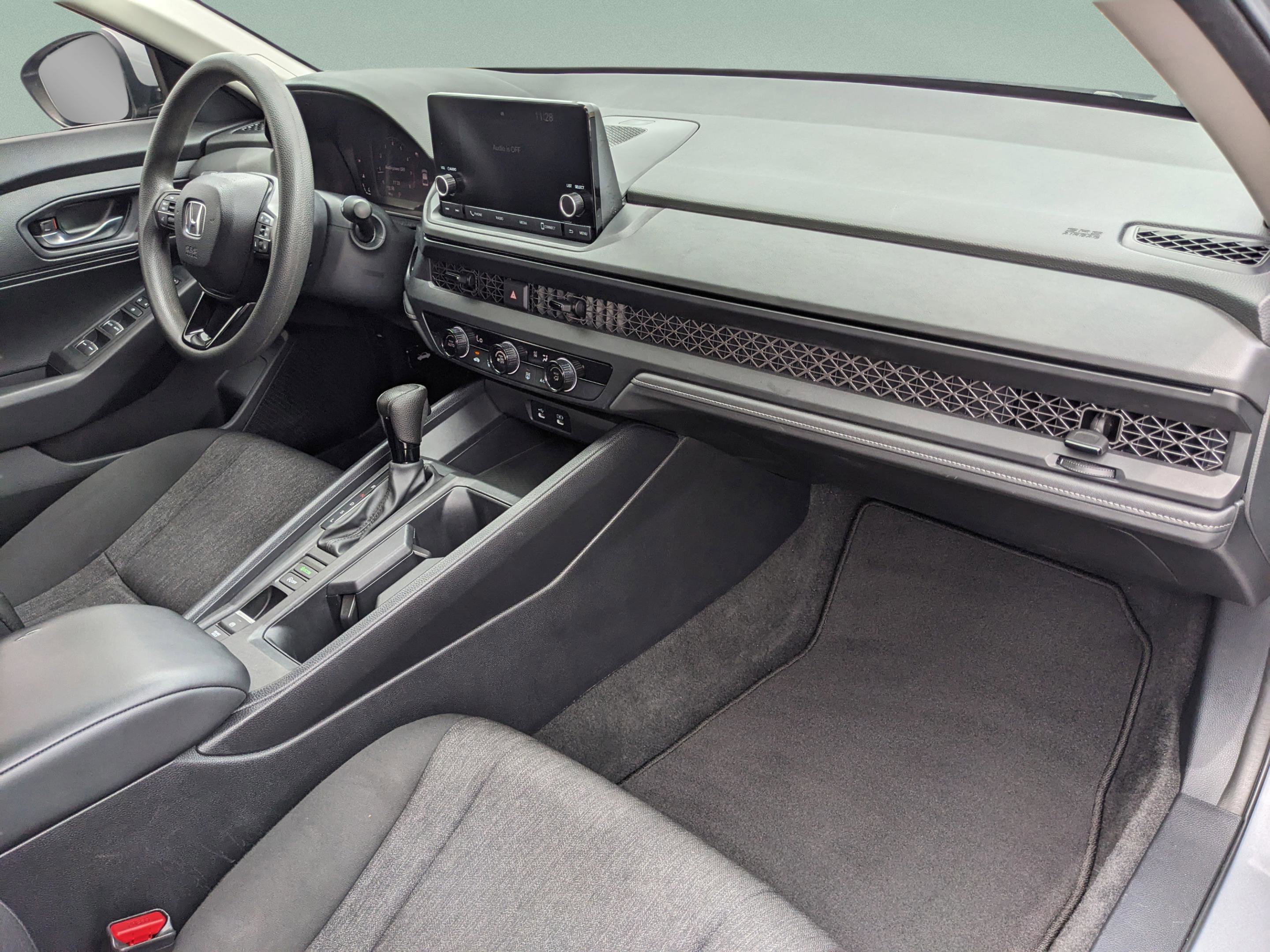 Used 2023 Honda Accord LX image 16