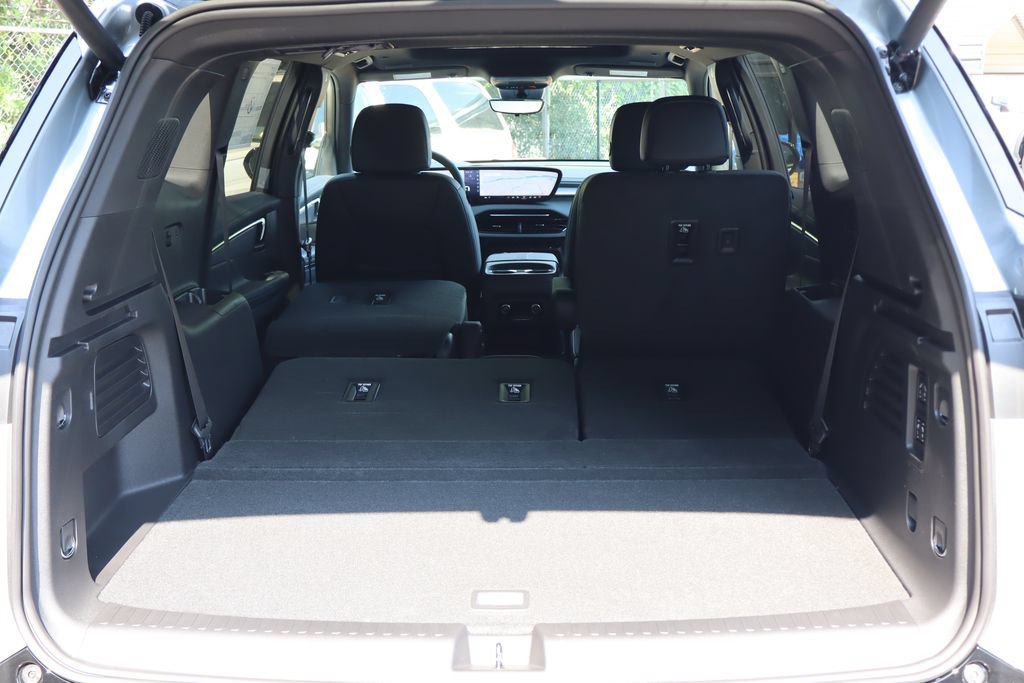 New 2026 Buick Enclave Sport Touring w/ Power Package AWD/4WD image 24