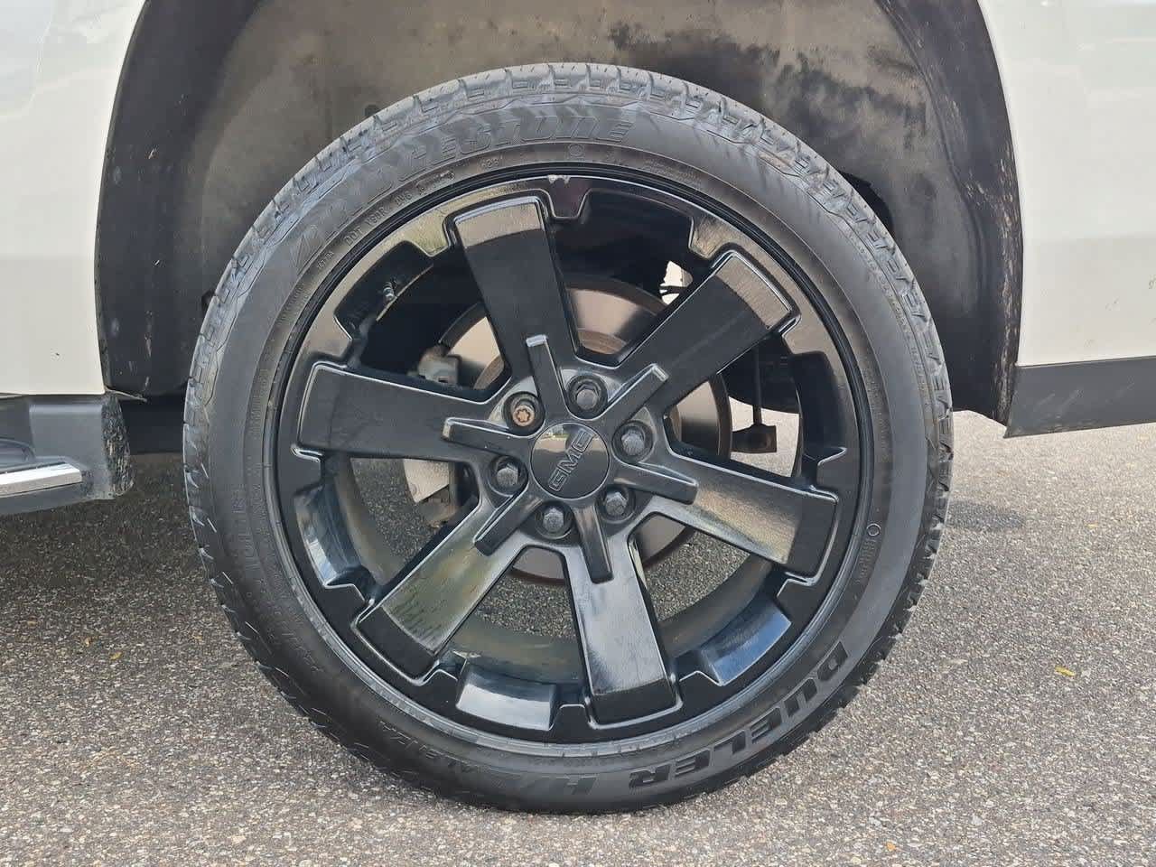 Used 2020 GMC Yukon SLT AWD/4WD image 13