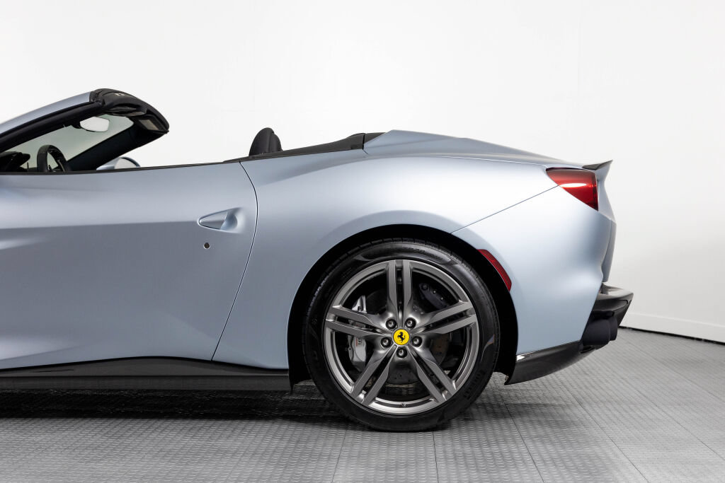 Certified 2023 Ferrari Portofino M RWD image 18