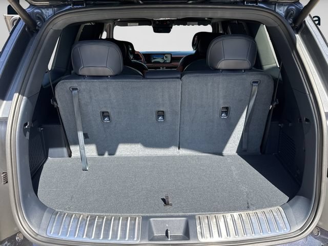 Used 2027 Kia Telluride SX w/ Towing Package FWD image 26