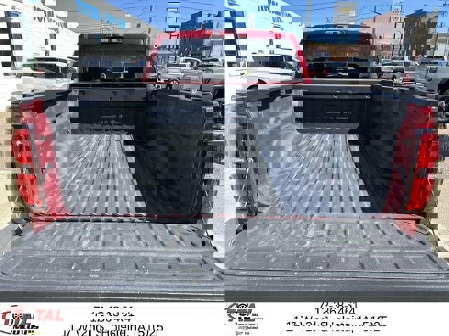 Used 2019 GMC Sierra 1500 SLE w/ SLE Value Package image 28