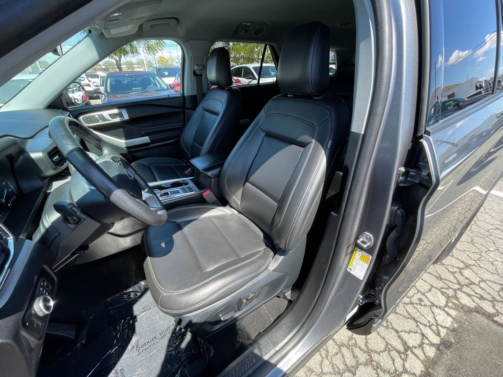 Used 2024 Ford Explorer XLT w/ Equipment Group 202A image 39