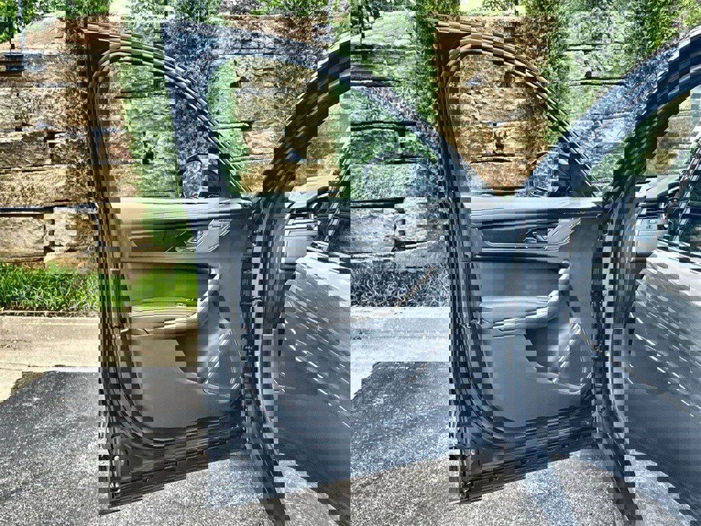 New 2026 Jaguar F-PACE R-Dynamic S image 17