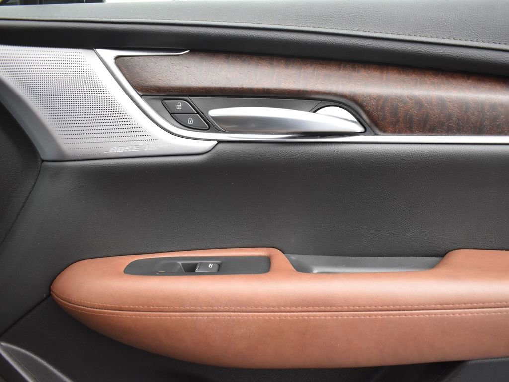 Certified 2024 Cadillac XT5 Premium Luxury w/ LPO, Floor Liner Package image 33
