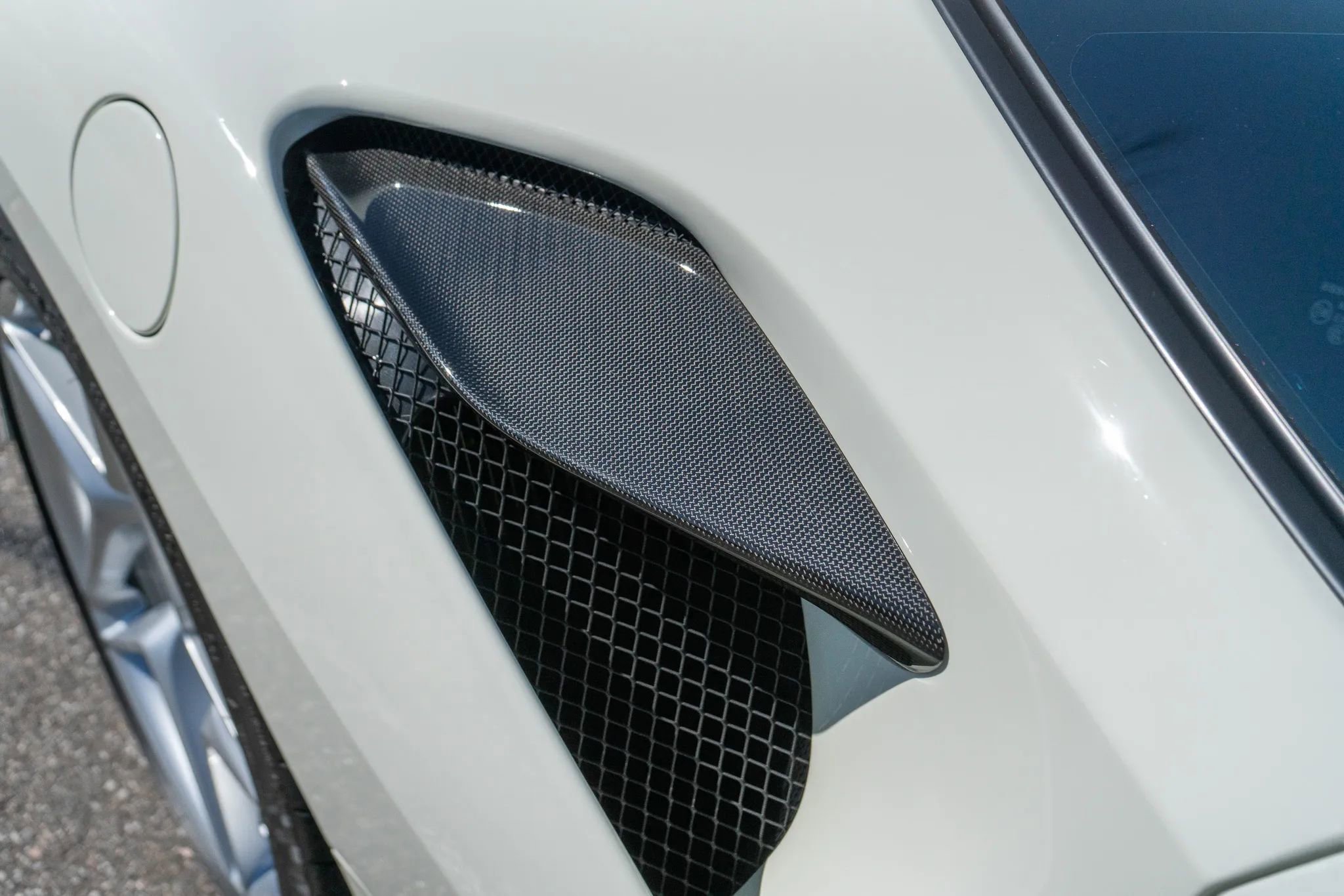 Used 2021 Ferrari F8 Tributo image 42