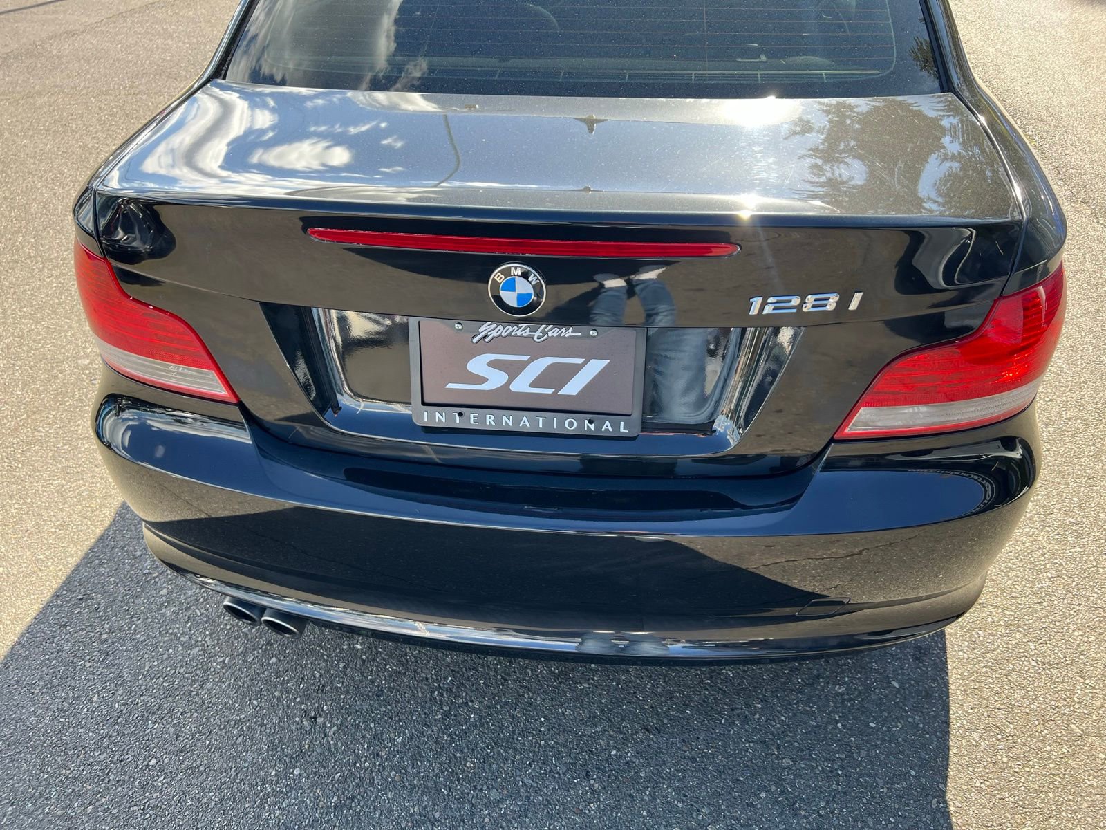 Used 2011 BMW 128i Coupe image 4