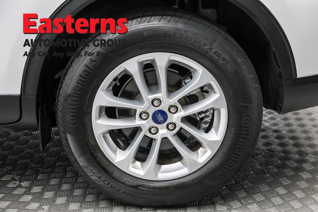 Used 2022 Ford Escape SE w/ Cold Weather Package image 8