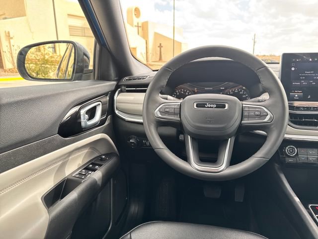 Used 2024 Jeep Compass Limited image 13