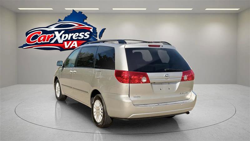 Used 2007 Toyota Sienna XLE AWD/4WD image 12