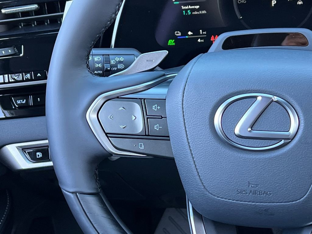 New 2026 Lexus RX 450h AWD image 16