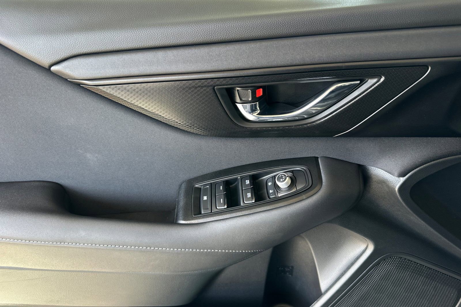 Certified 2025 Subaru Outback Premium image 13