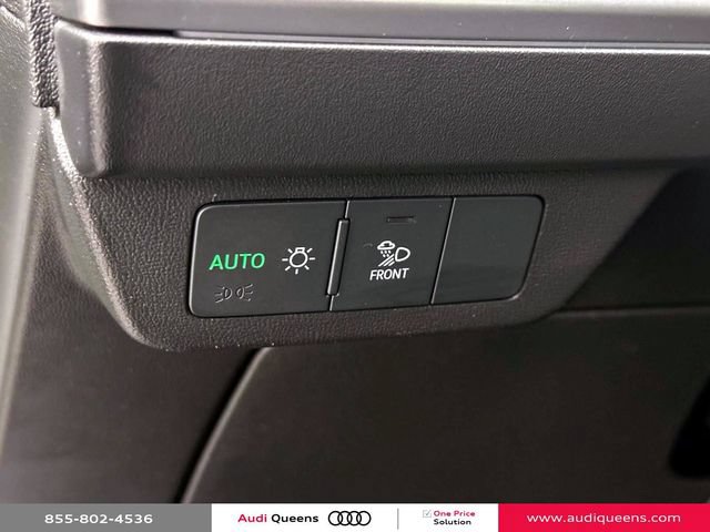 Certified 2022 Audi Q4 e-tron Prestige AWD/4WD image 23