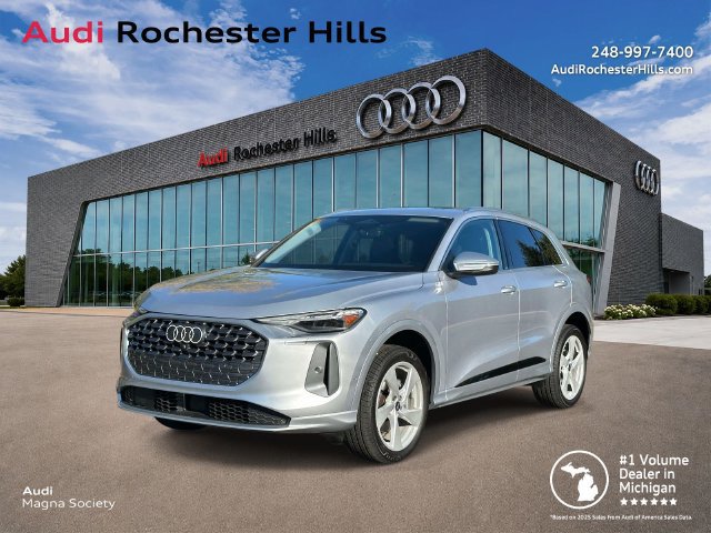 Certified 2025 Audi Q5 Premium Plus AWD/4WD image 1