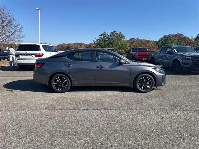 New 2025 Nissan Sentra SV image 3