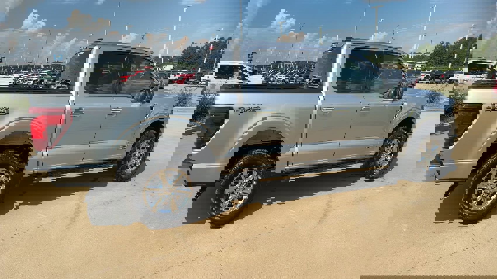 Used 2024 Ford F150 XLT w/ Mobile Office Package image 9