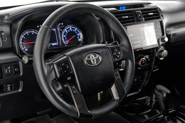 Used 2020 Toyota 4Runner TRD Off-Road AWD/4WD image 15